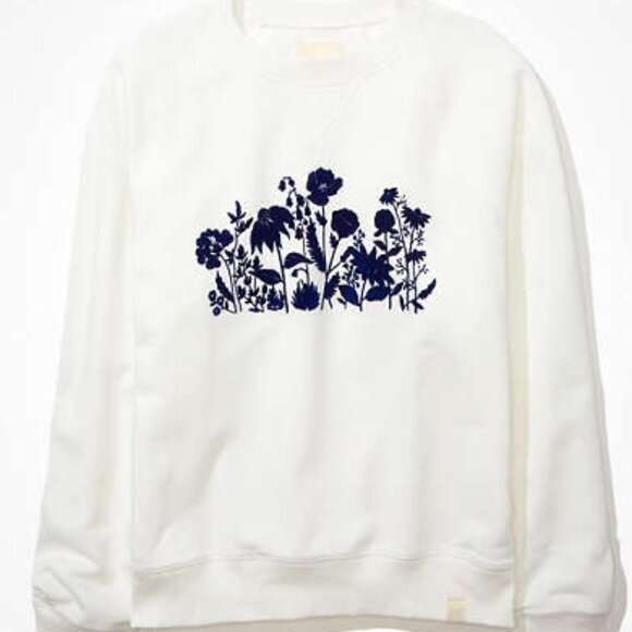 Sold! American Eagle Floral Flocked Oversized Crew Neck Sweatshirt Cream XL - Picture 1 of 9